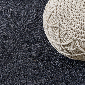 Zara Braided Coastal Cottage Round Jute Round Rug